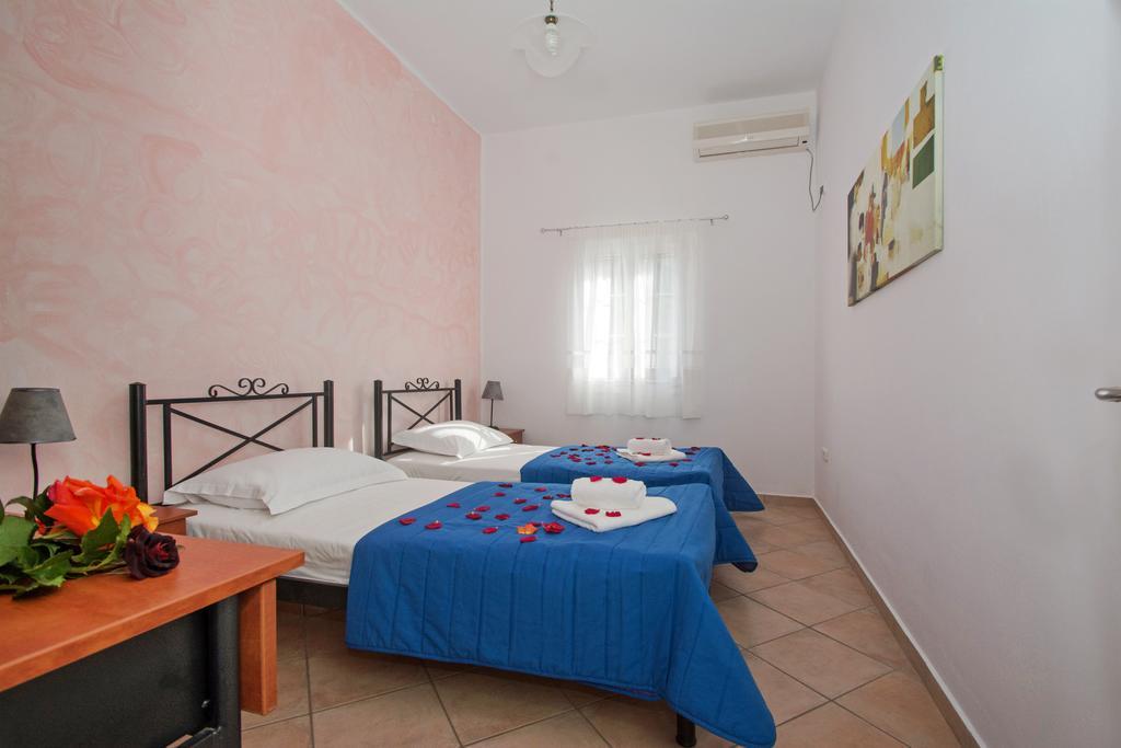 Pantonia Apartments Agia Pelagia  エクステリア 写真