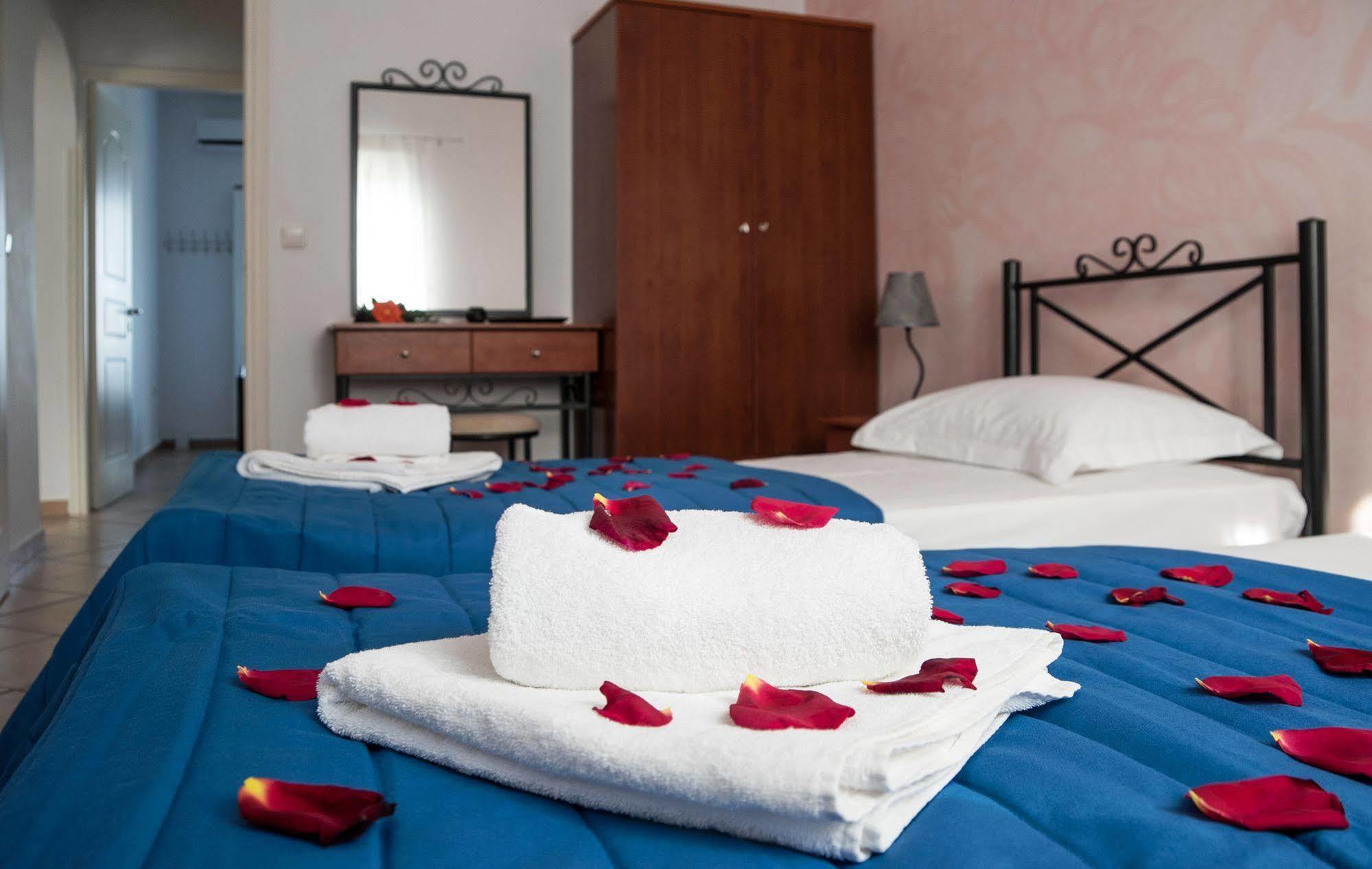 Pantonia Apartments Agia Pelagia  エクステリア 写真